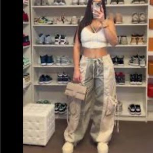 - NWT zara color block parachute pants size xs